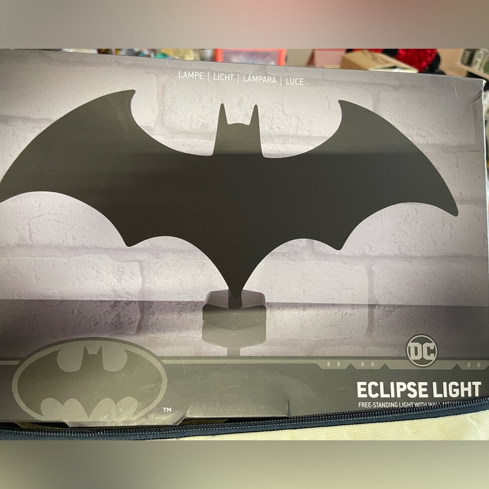Batman light stand or wall mount never been opened
